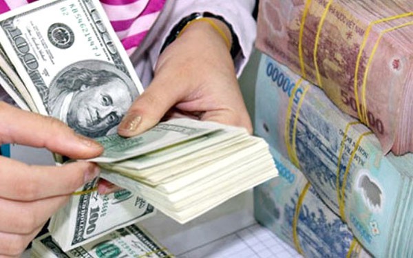 Phí chuyển đổi tiền